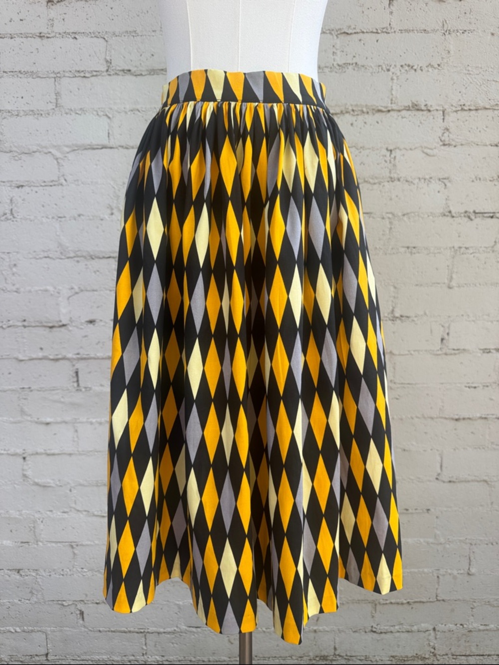 Pinup Couture Jenny Skirt Harlequin Print Yellow Black Gray Size S